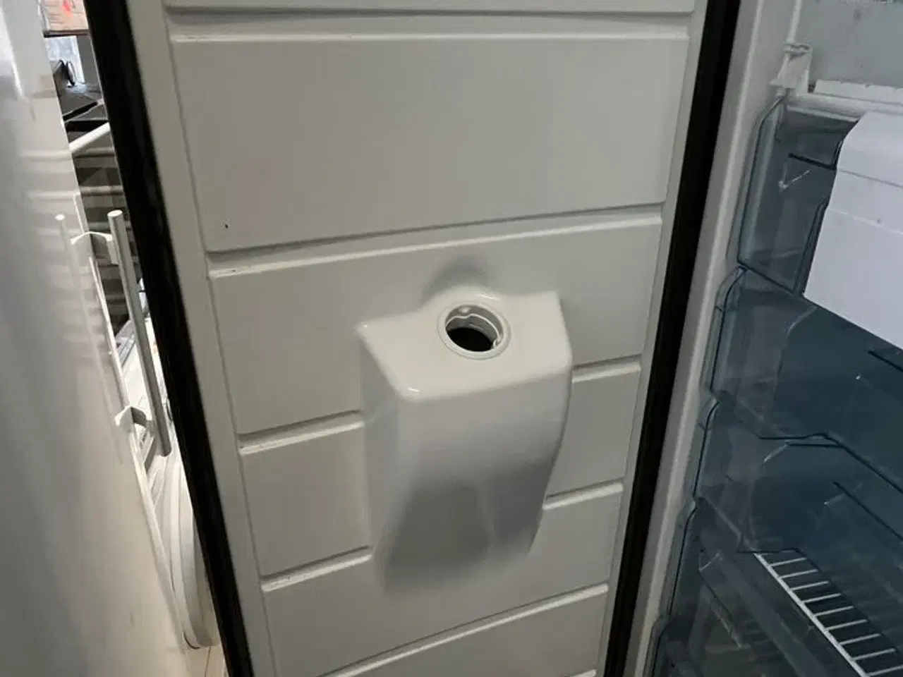 Billede 4 - Skabsfryser, brugt HUSQUARNA