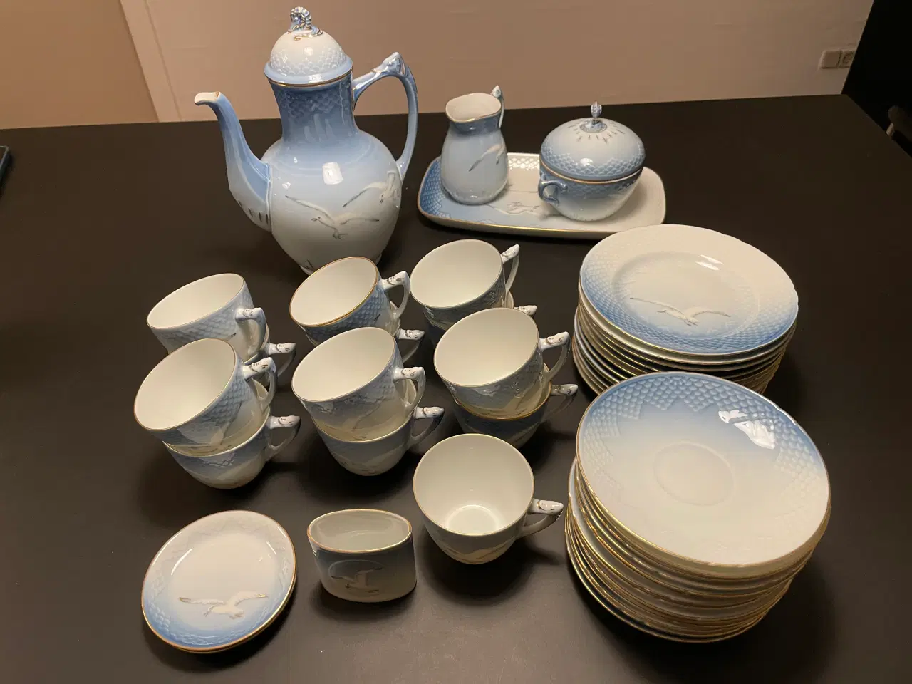 Billede 1 - Bing & Grøndahl Mågestel med guldkant