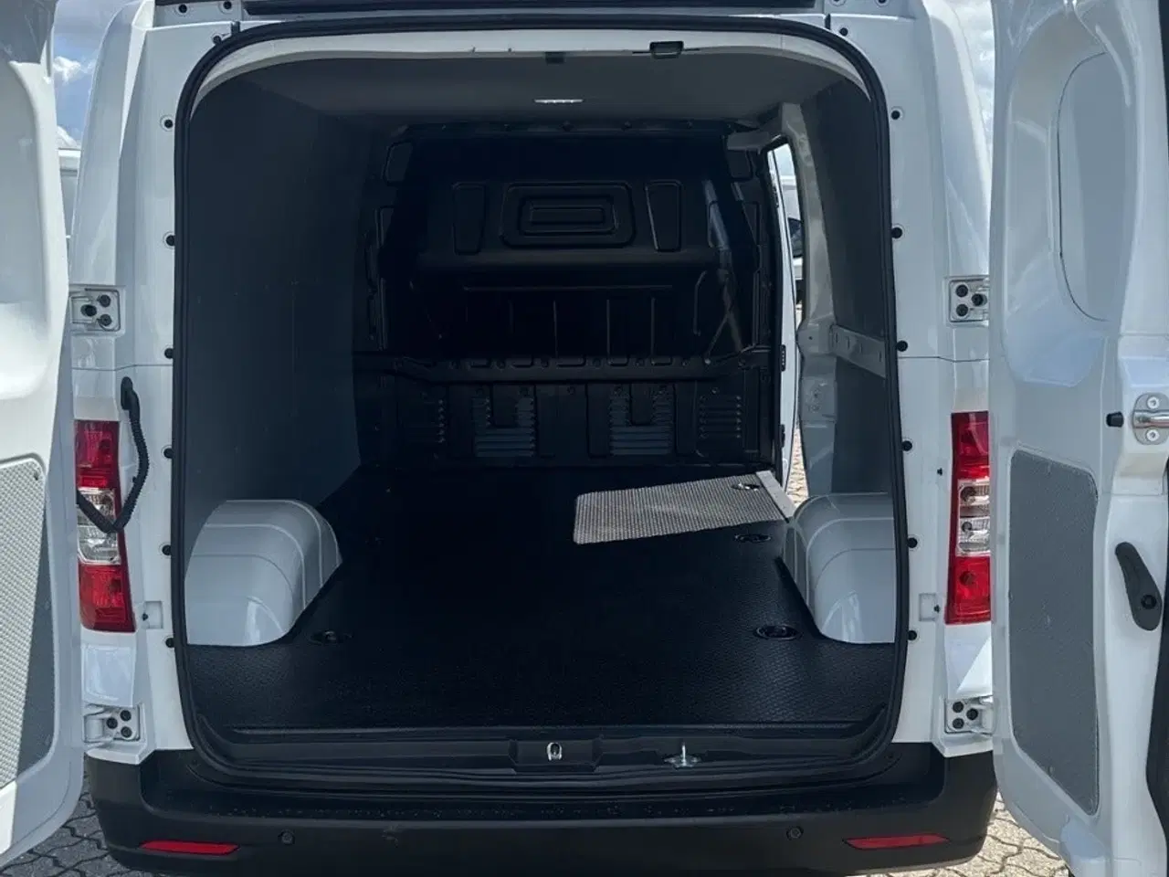 Billede 15 - Maxus e-Deliver 3 50 Cargo Van LWB