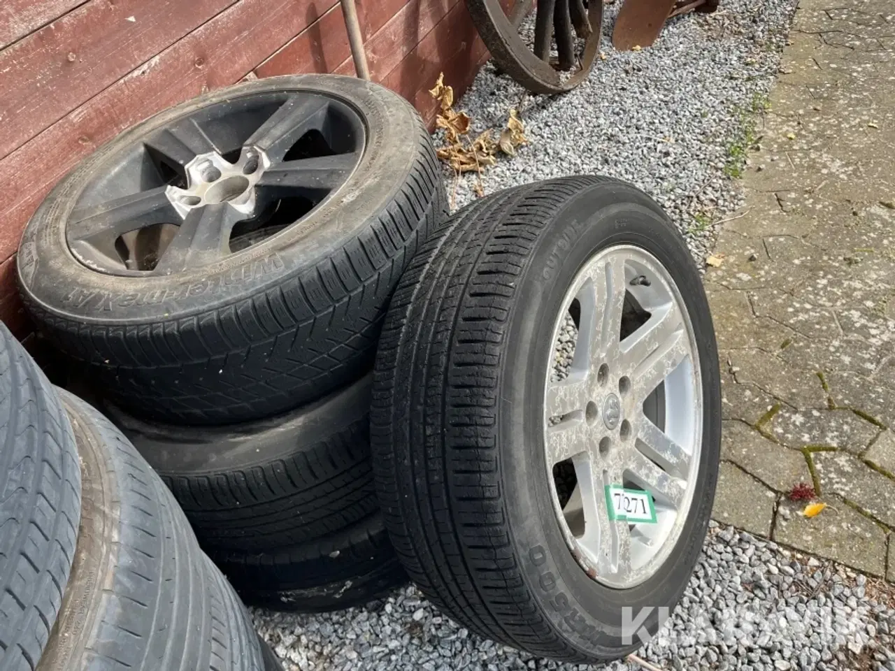 Billede 2 - Dæk og alufælge Dodge 225/60R18,225/55R17 - 4 styk