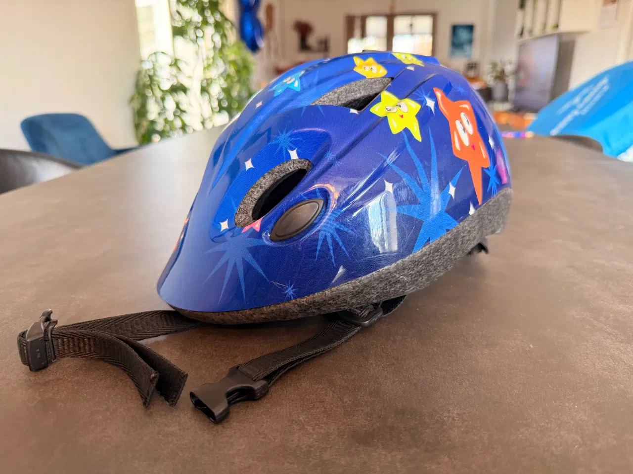 Billede 5 - CSI børnecykelhjelm m. stjerner – Str. S-47-53 cm