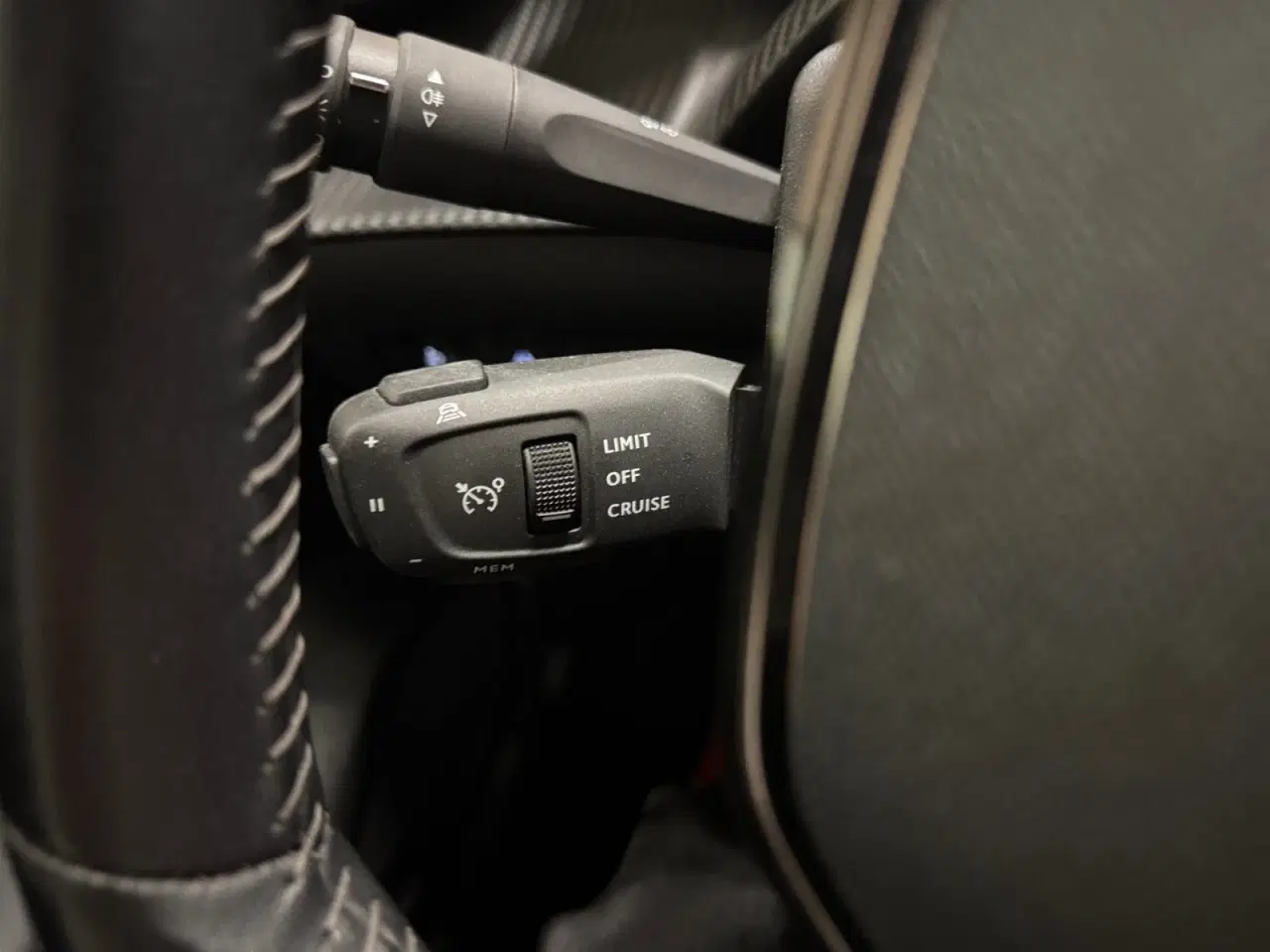 Billede 12 - Peugeot 208 1,5 BlueHDi 100 Allure Sky