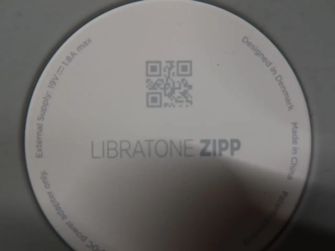 Billede 3 - 2 stk. Bluetooth højtalere LIBRATONE Zipp med 1 stk. lader