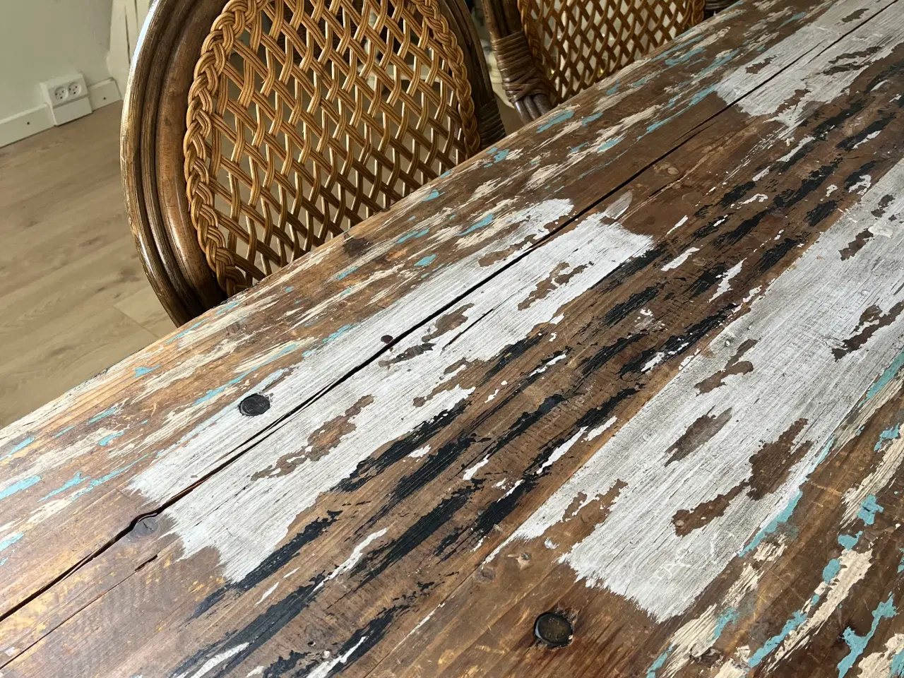 Billede 2 - Spisebord planke 