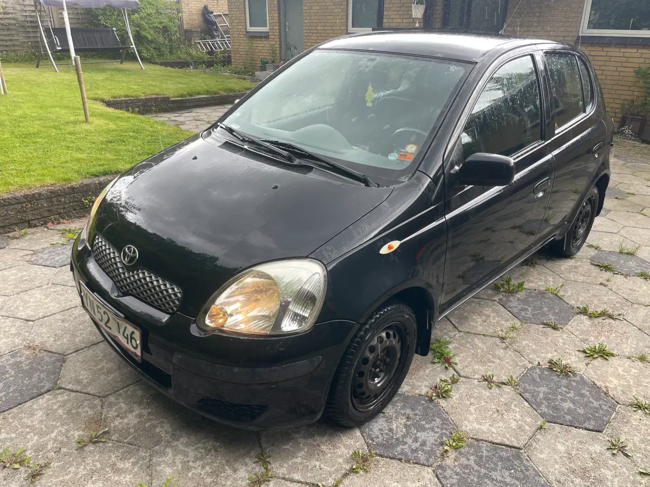 Billede 2 - Toyota Yaris 2004 kørt kun 199.000km