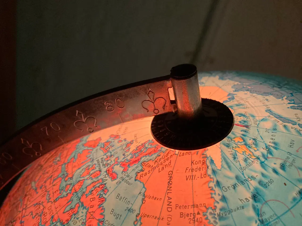 Billede 2 - Globus med lys