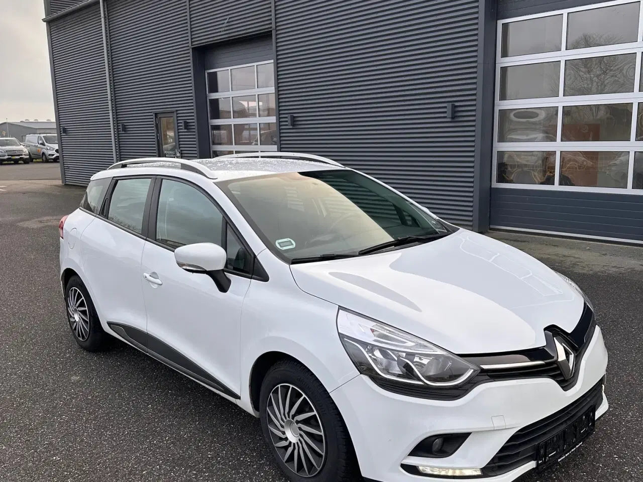 Billede 3 - Velkørende Clio Tourer 0.9 Benzin 