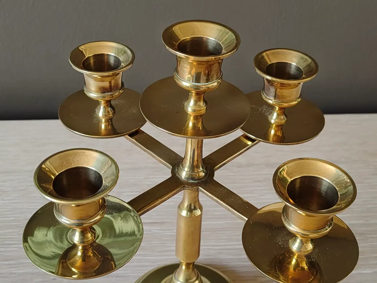 Billede 4 - Flot 5-armet messing lysestage