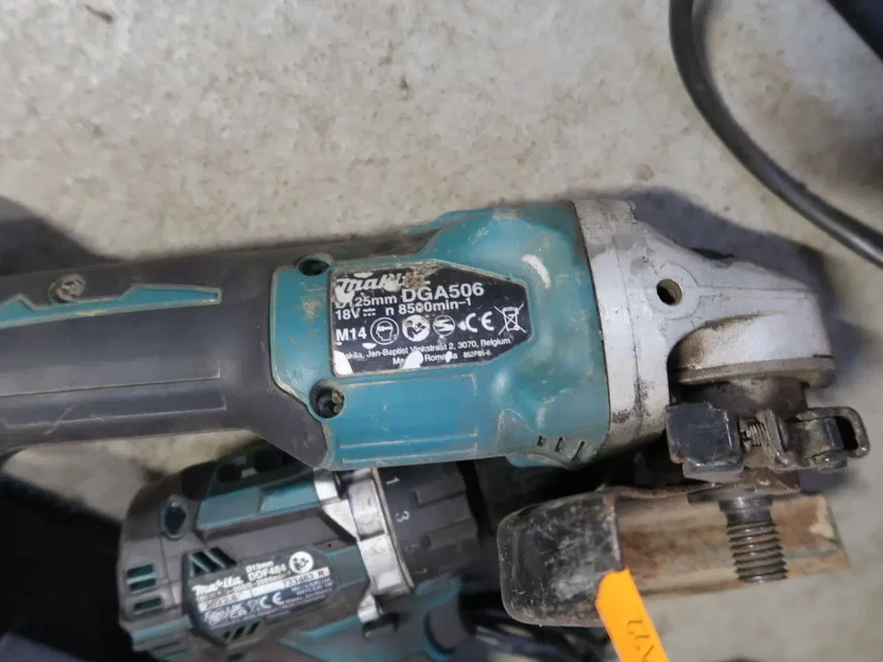 Billede 3 - 2 stk. akku håndværktøj MAKITA med 2 stk. batterier og lader samt vinkelsliber