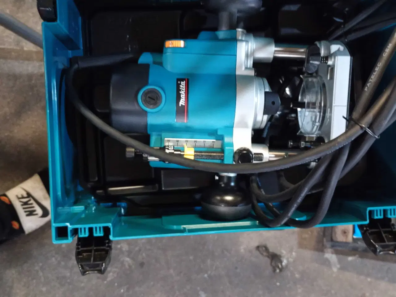 Billede 2 - Makita RP1110CJ fræser i kasse 