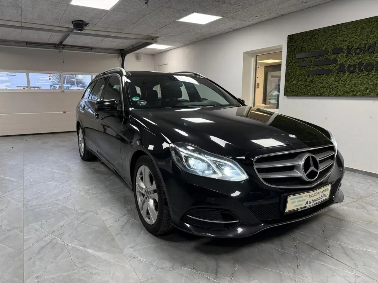 Billede 1 - Mercedes-Benz E350 d T 3,0 Bluetec 9G-Tronic 252HK Stc 9g Aut.