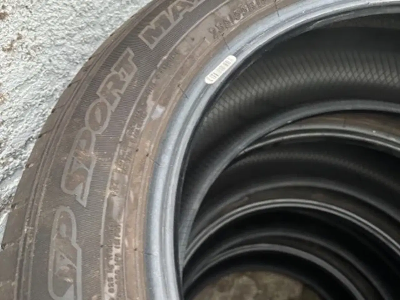Billede 2 - Sommerdæk 235/55/ R19