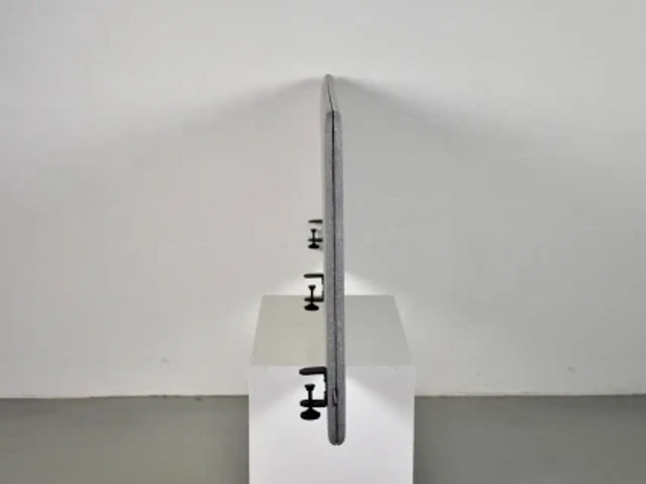 Billede 4 - Abstracta bordskærm i grå, inkl. 3 beslag