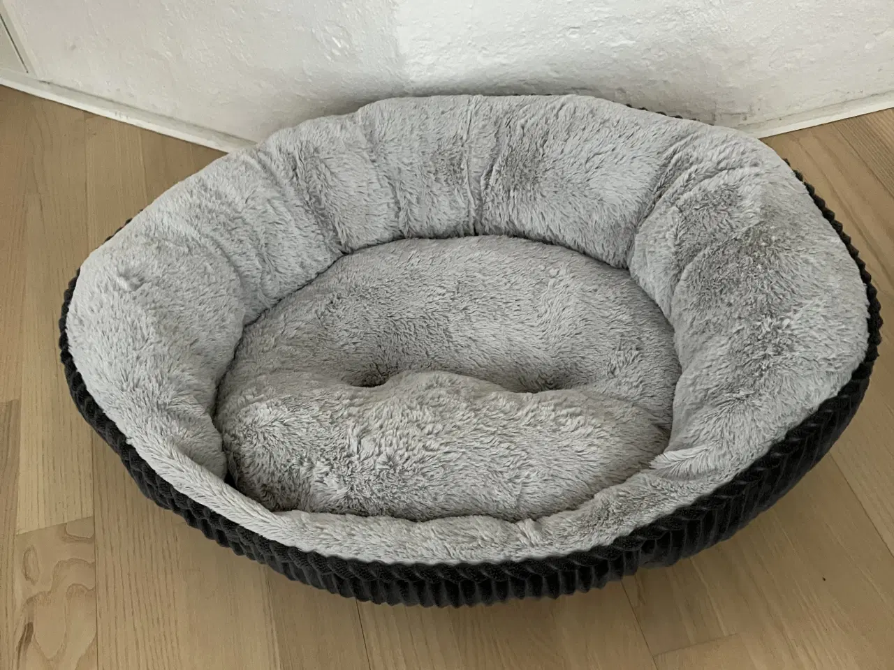 Billede 1 - Hundekurv