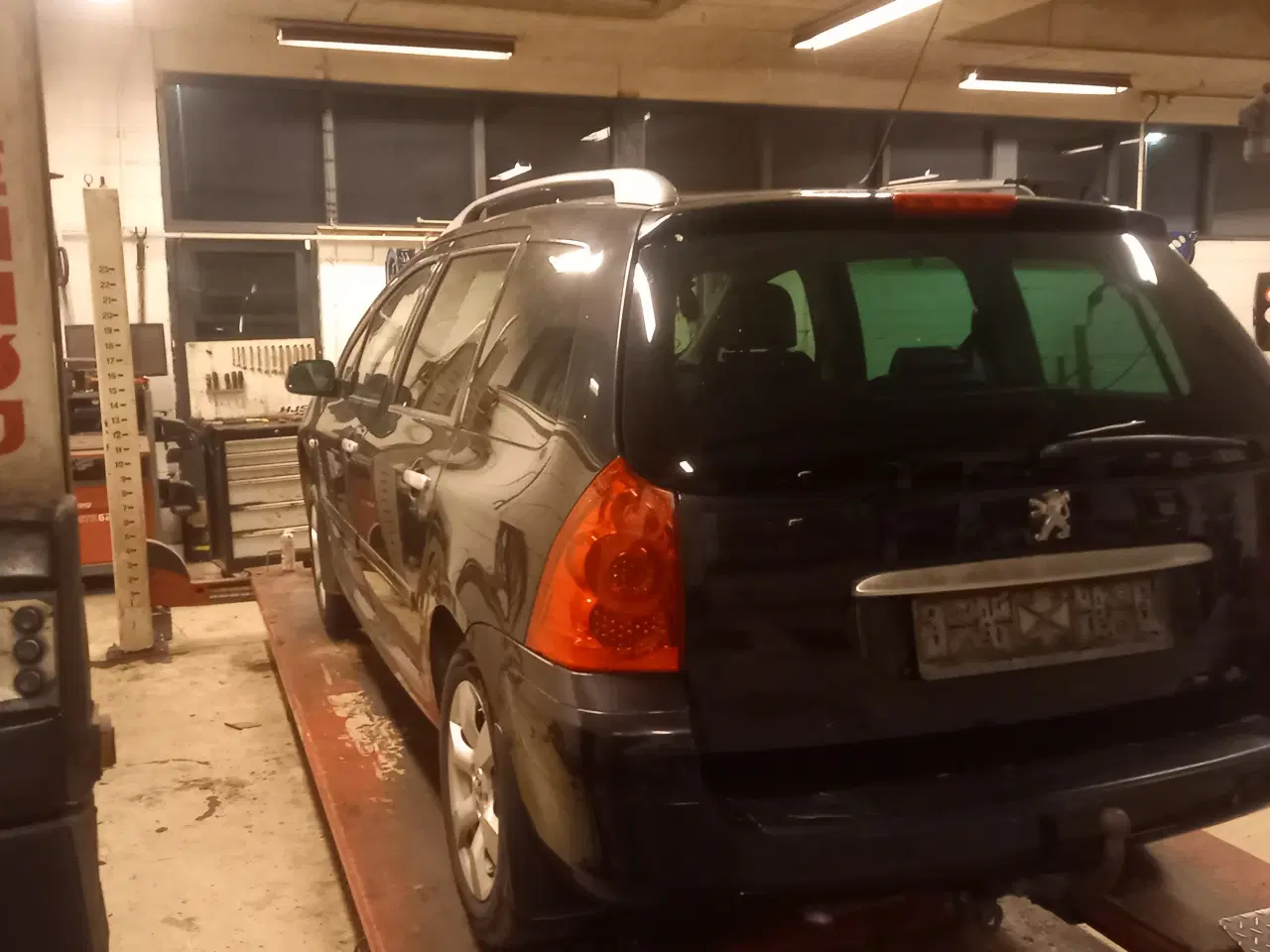 Billede 4 - Fin 7 personers peugeot 307 2.0 benzin 