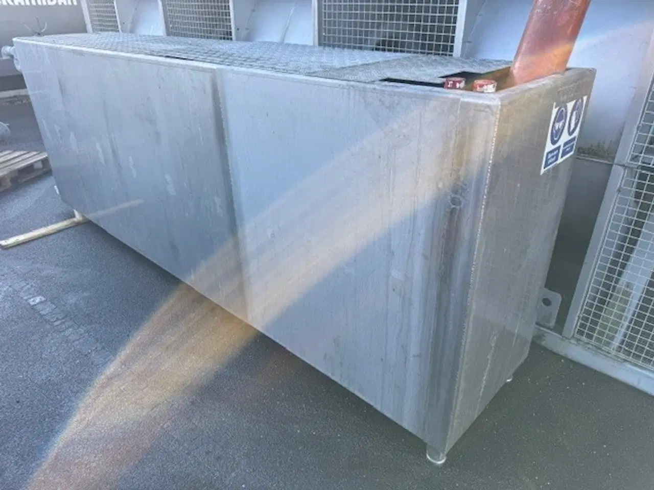 Billede 3 - 3000 liters rustfri tank
