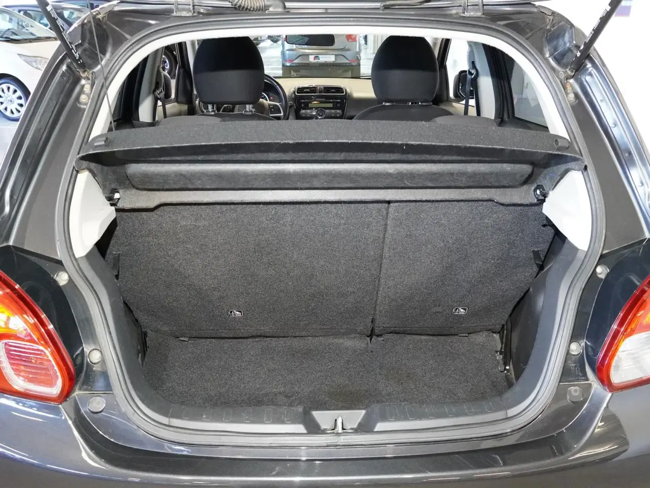 Billede 9 - Mitsubishi Space Star 1,2 Intense 80HK 5d