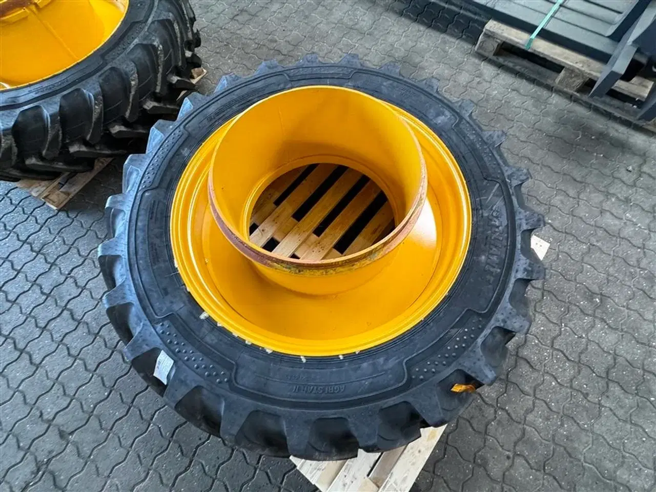 Billede 3 - Volvo L 90 H 340/85R38 TVILLINGEHJUL TIL 750/65R26!