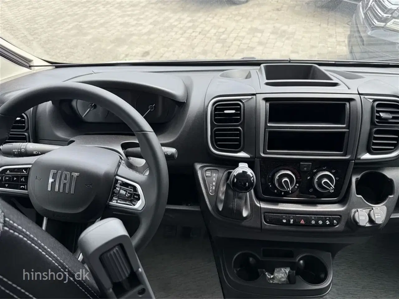 Billede 16 - 2025 - Etrusco T 6.9 SB Aut Lækker autocamper til hele familien fra Etrusco by Hymer