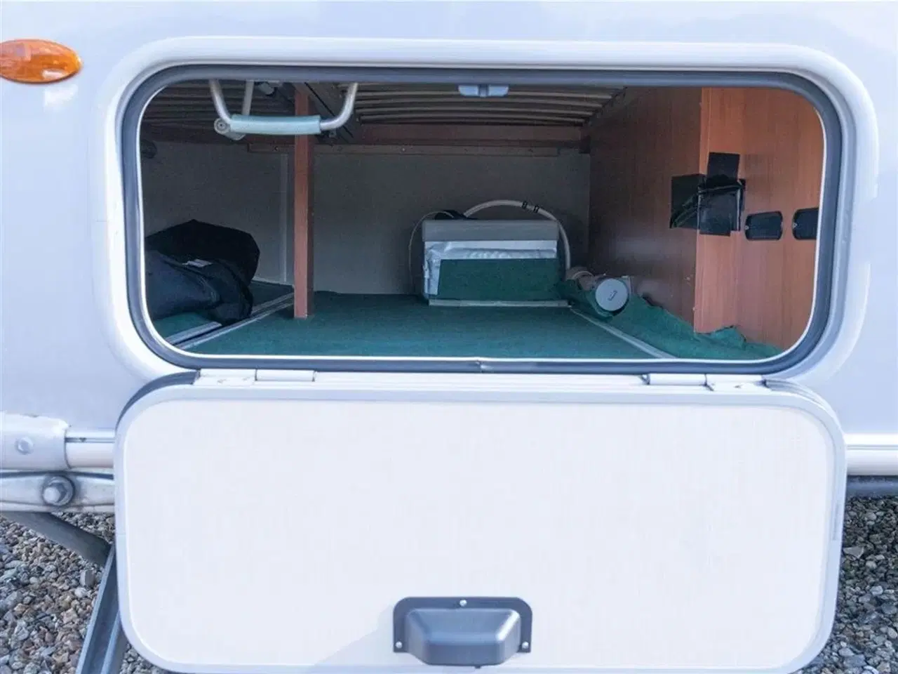 Billede 33 - 2019 - Hymer Eriba Touring Troll 535 GT   Yderst velholdt vogn med hævetag og meget udstyr