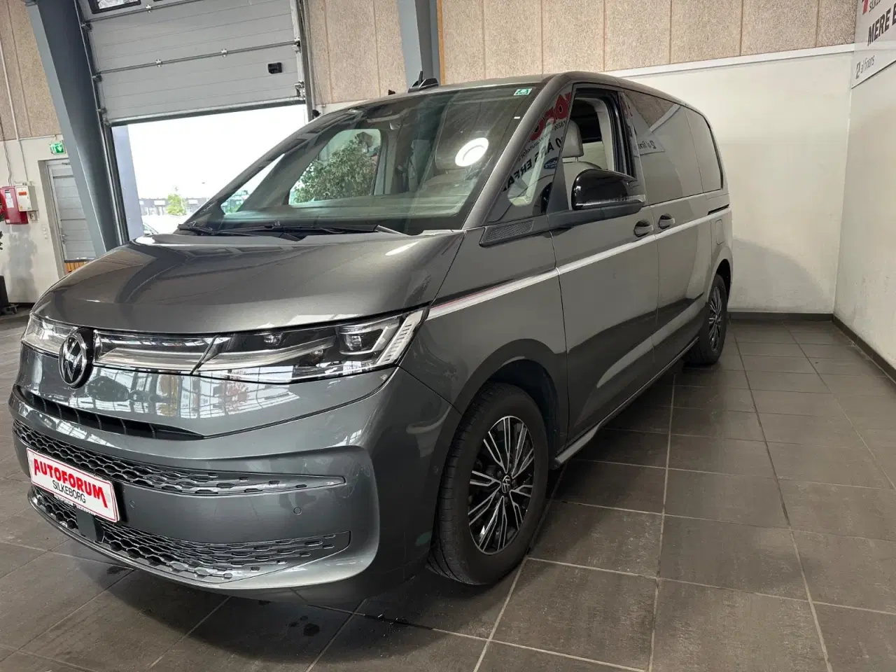 Billede 3 - VW Multivan 1,4 eHybrid Style DSG kort