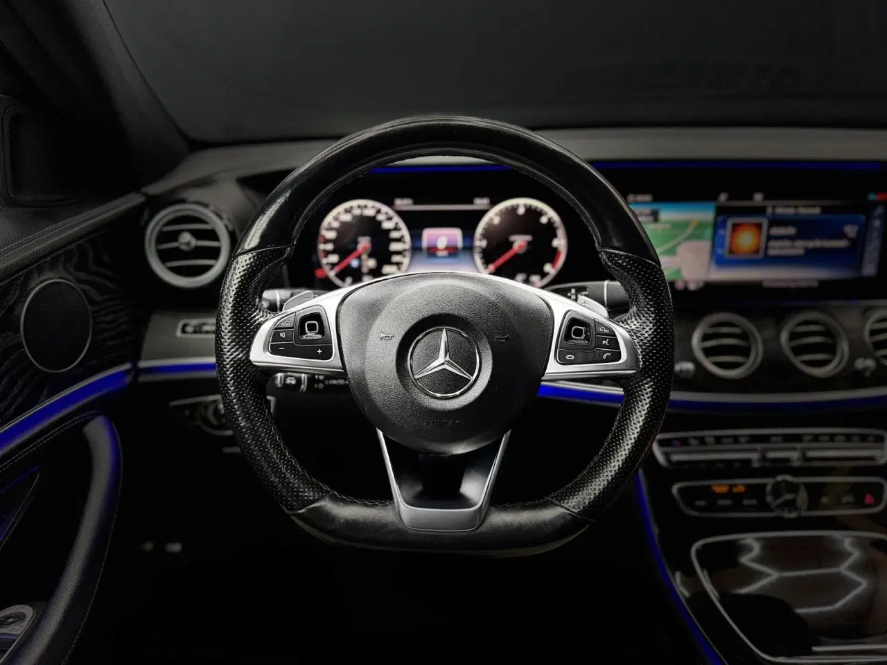 Billede 7 - Mercedes E220 d 2,0 AMG Line stc. aut.