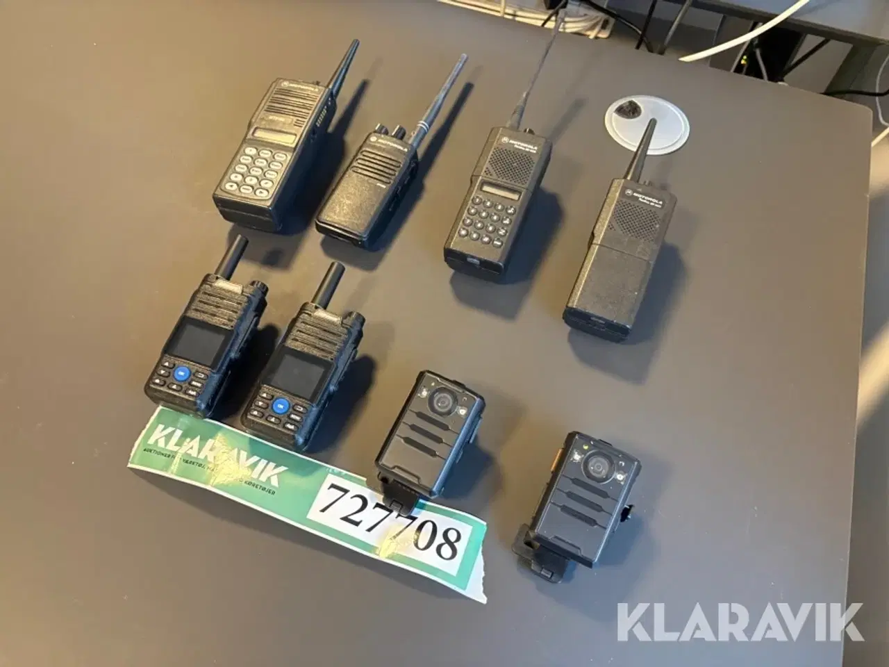 Billede 1 - Radioer og bodycams - 8 dele