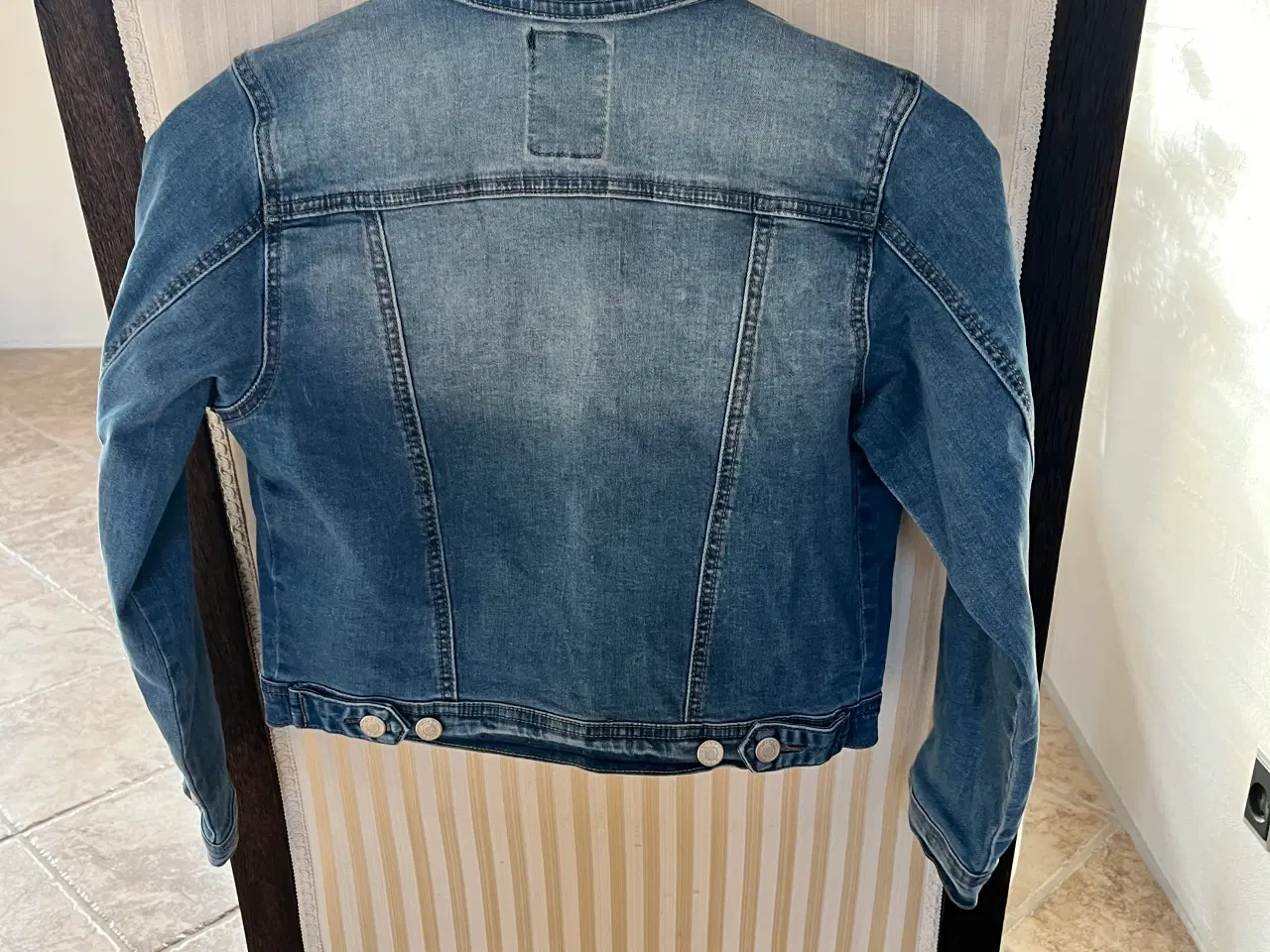 Billede 2 - Jakke Denim Nifry str 10 år