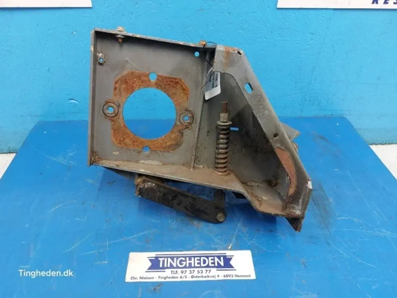 Billede 1 - Massey Ferguson 7256 Bracket D28787359