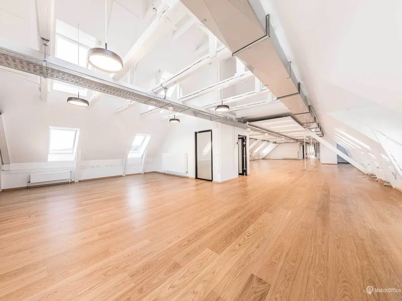 Billede 2 - Nyistandsat kontor i moderne flerbrugerejendom centralt på Østerbro – tæt på alt.