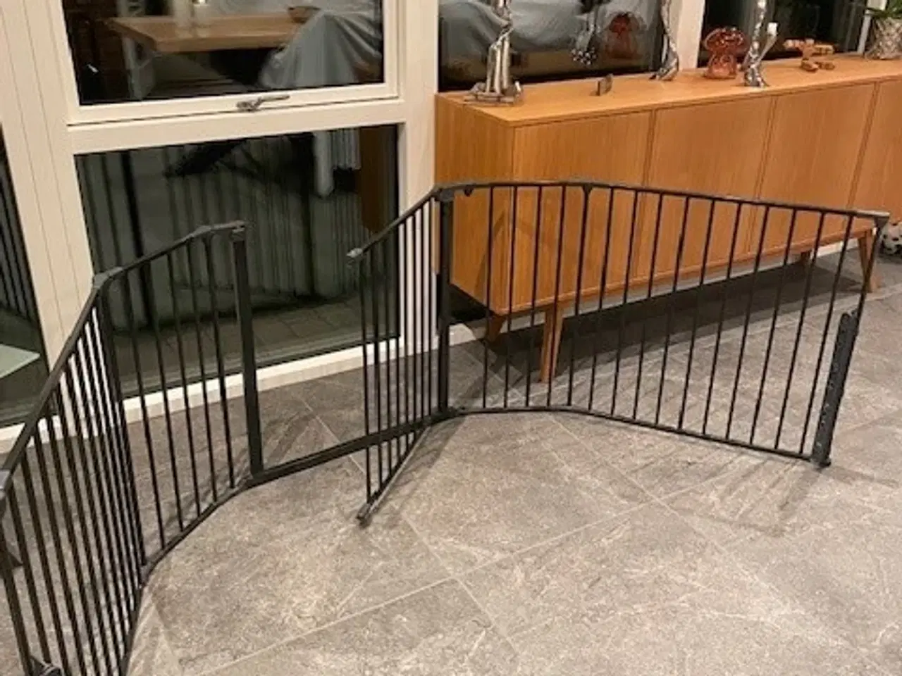 Billede 2 - Sikkerhedsgitter BabyDan Flex XL sort