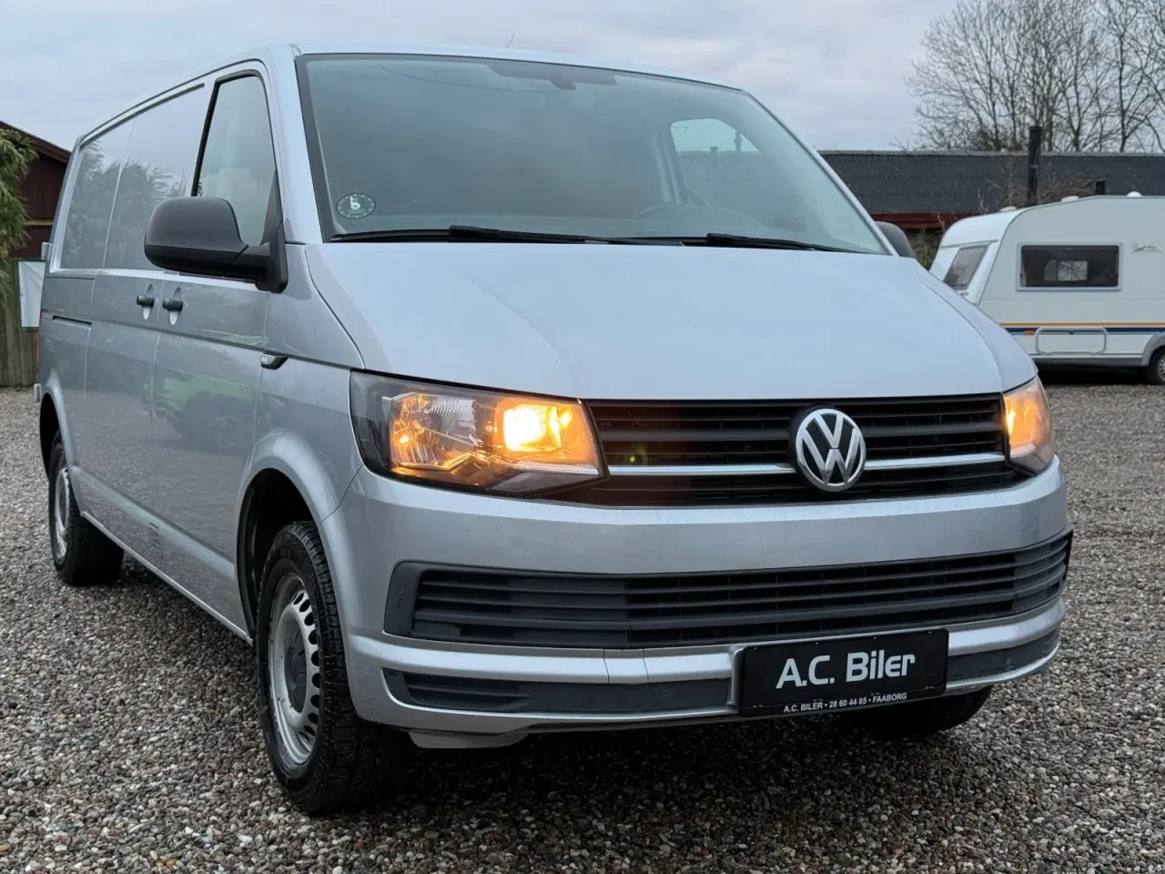 Billede 1 - VW Transporter 2,0 TDi 140 Kassevogn lang
