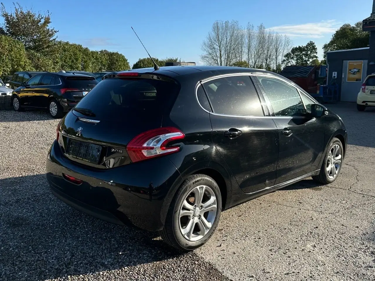 Billede 3 - Peugeot 208 1,2 VTi Allure Sky