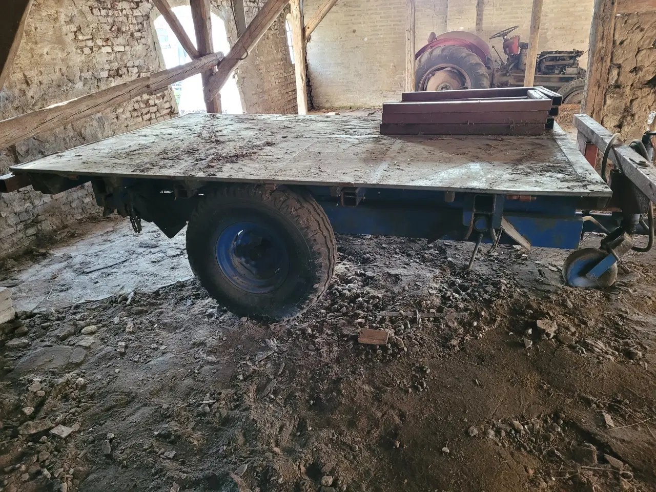 Billede 2 - Tipvogn til træ