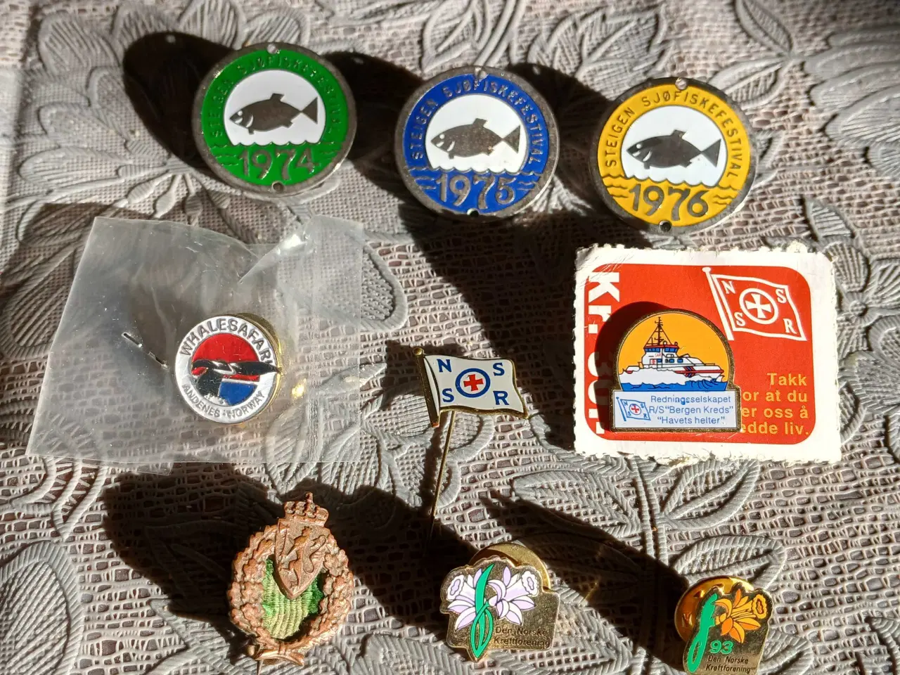 Billede 1 - Emblemer sælges samlet 9 stk