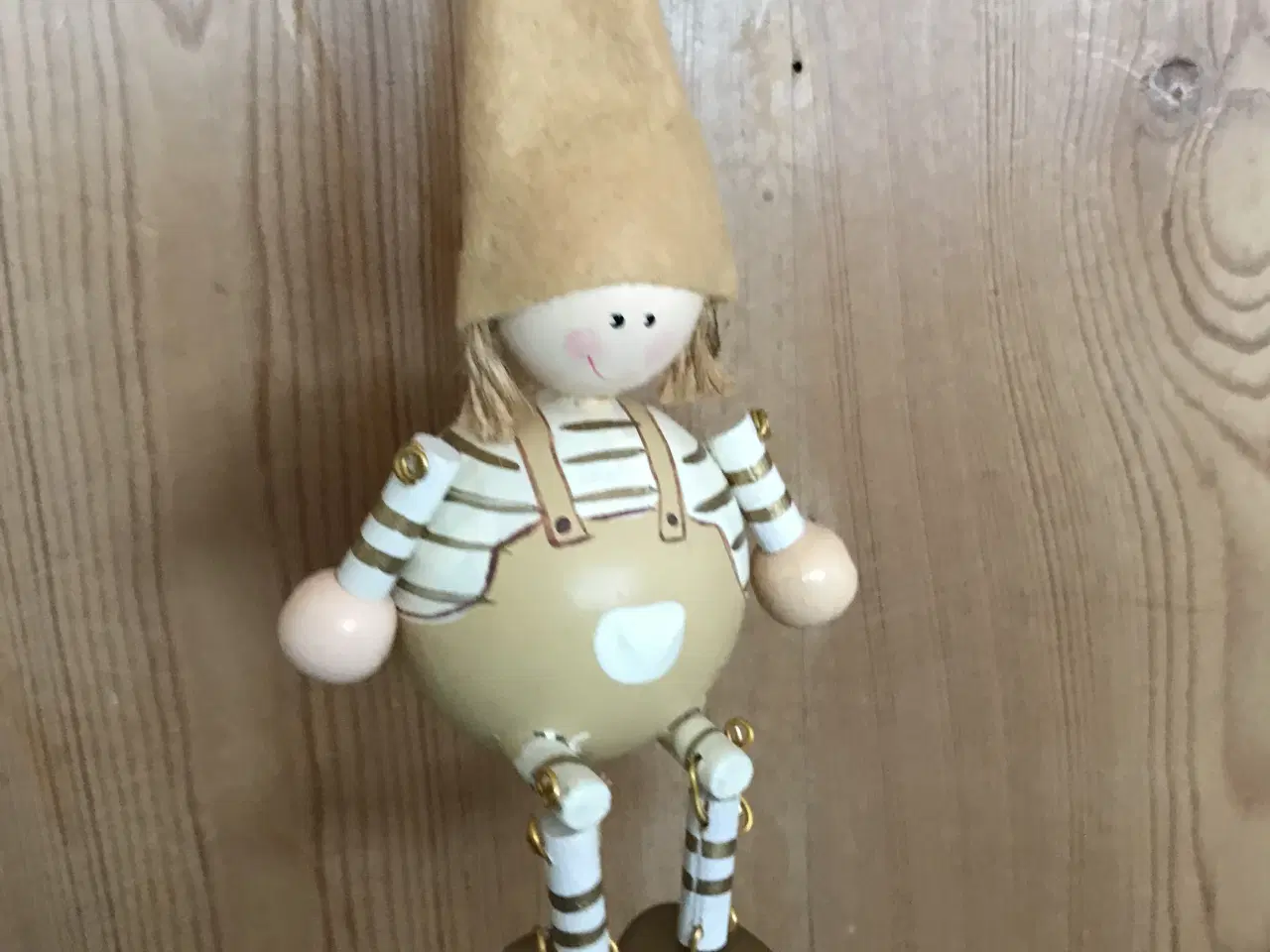 Billede 1 - Nisse i træ