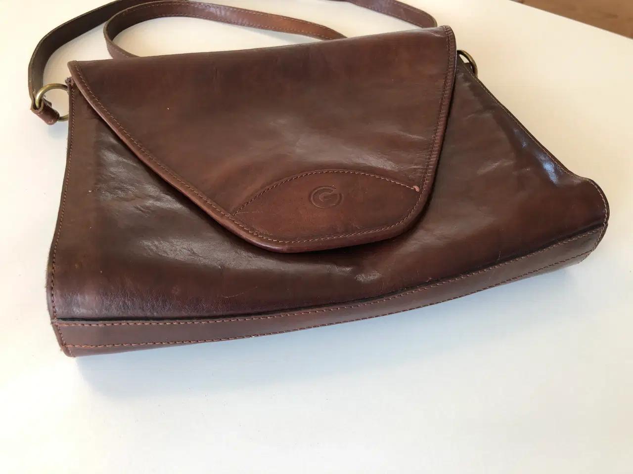 Billede 7 - Brun læder skuldertaske "Creation Gabrielle"