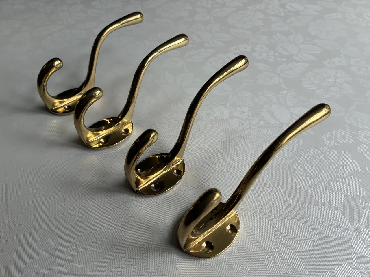 Billede 1 - Smukke gamle messing knager 