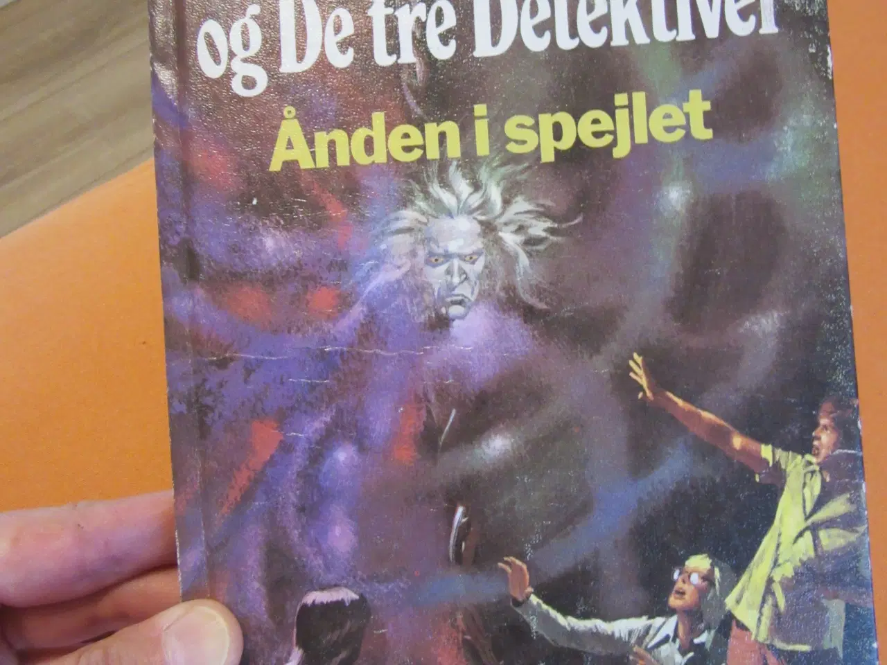 Billede 1 - Ånden i spejlet A. hitchcook serie de 3 detektiver