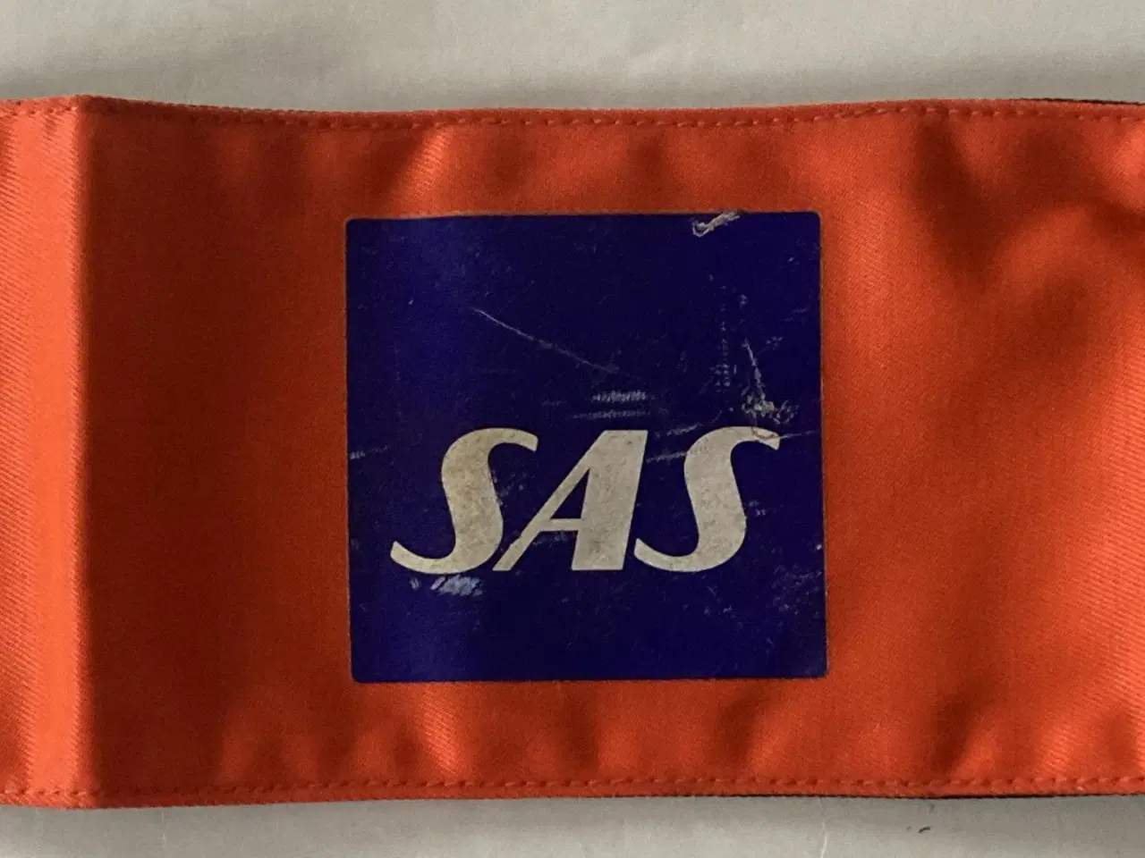Billede 3 - Orange armbind Flyselskab SAS