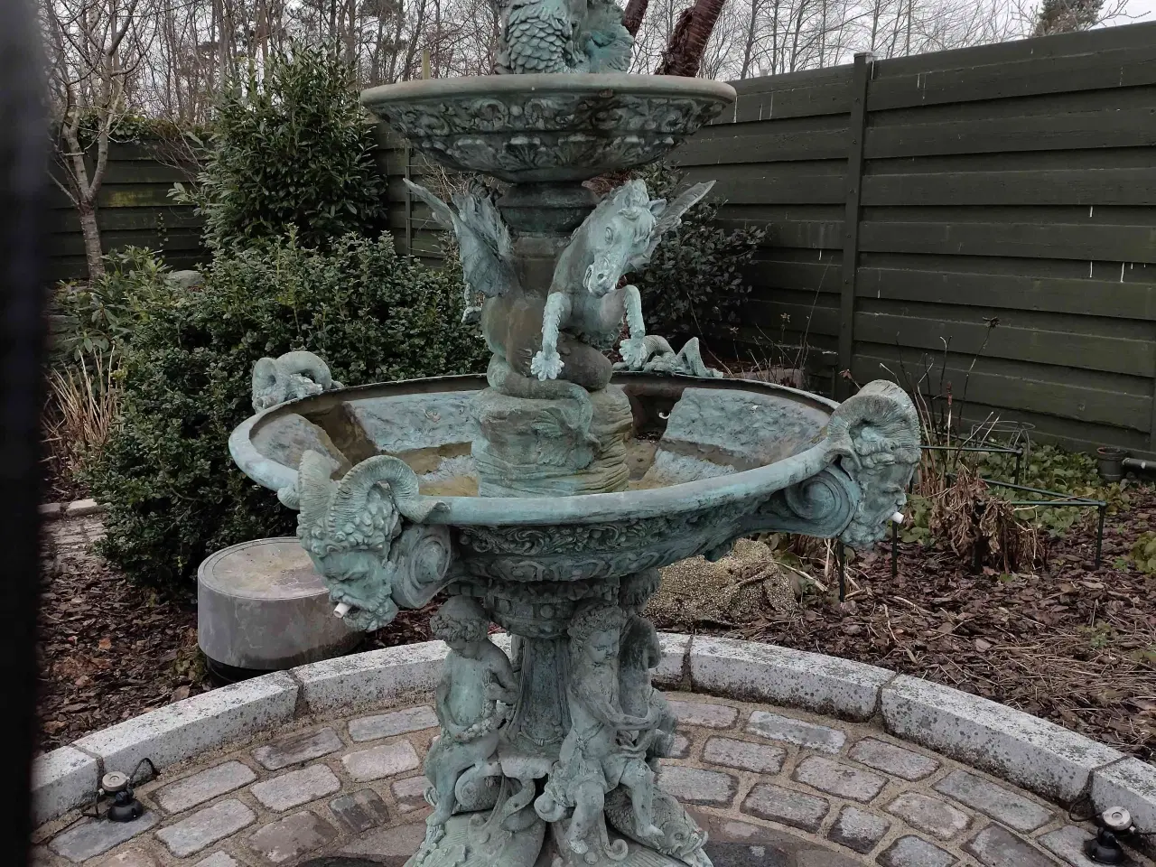 Billede 2 - Bronze Springvand. Højde 196 cm