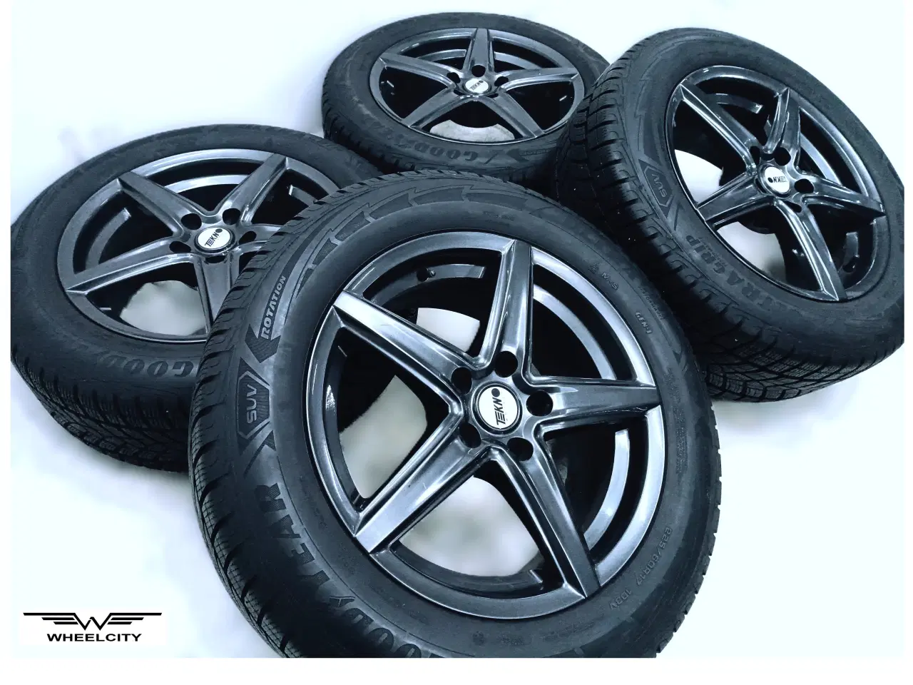 Billede 1 - 5x112 17" ET35 nav 70ø Tekno wheels vintersæt 