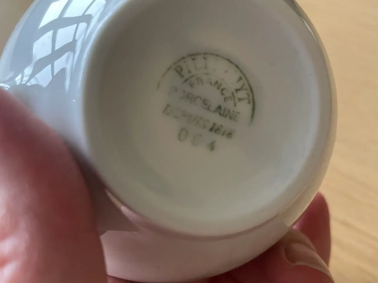 Billede 4 - Pillivuyt solene kaffestel til 12 personer
