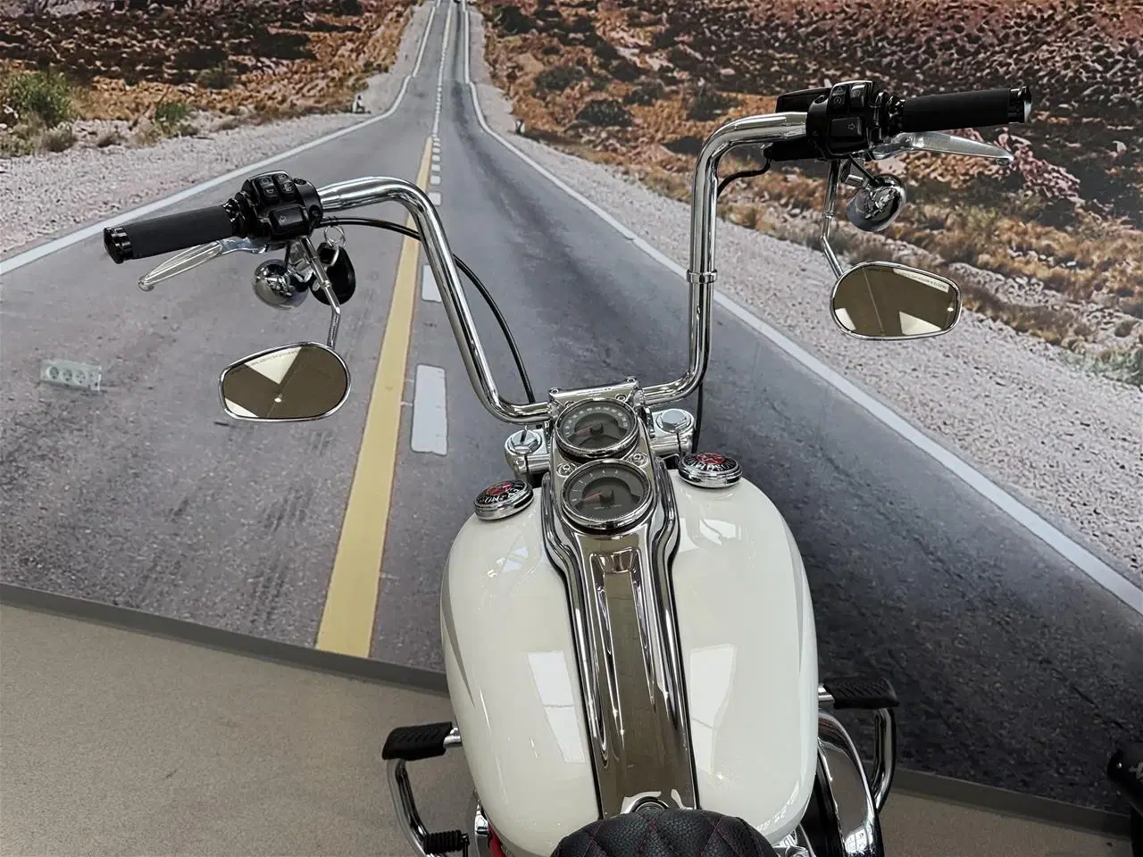 Billede 30 - Harley-Davidson FXLR Low Rider 107"