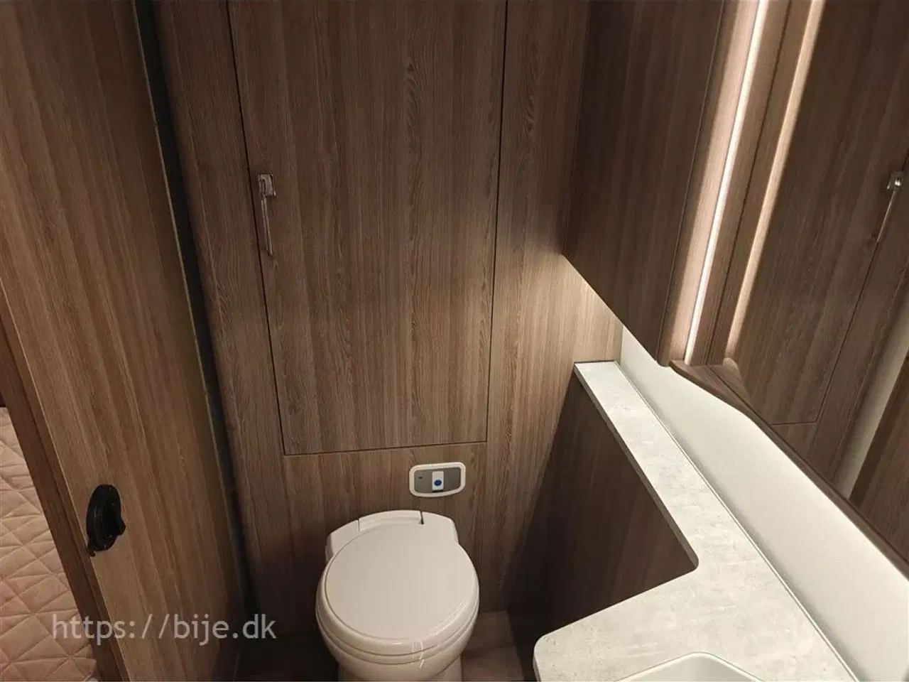 Billede 15 - 2019 - Kabe Imperial 740 E-TDL KS