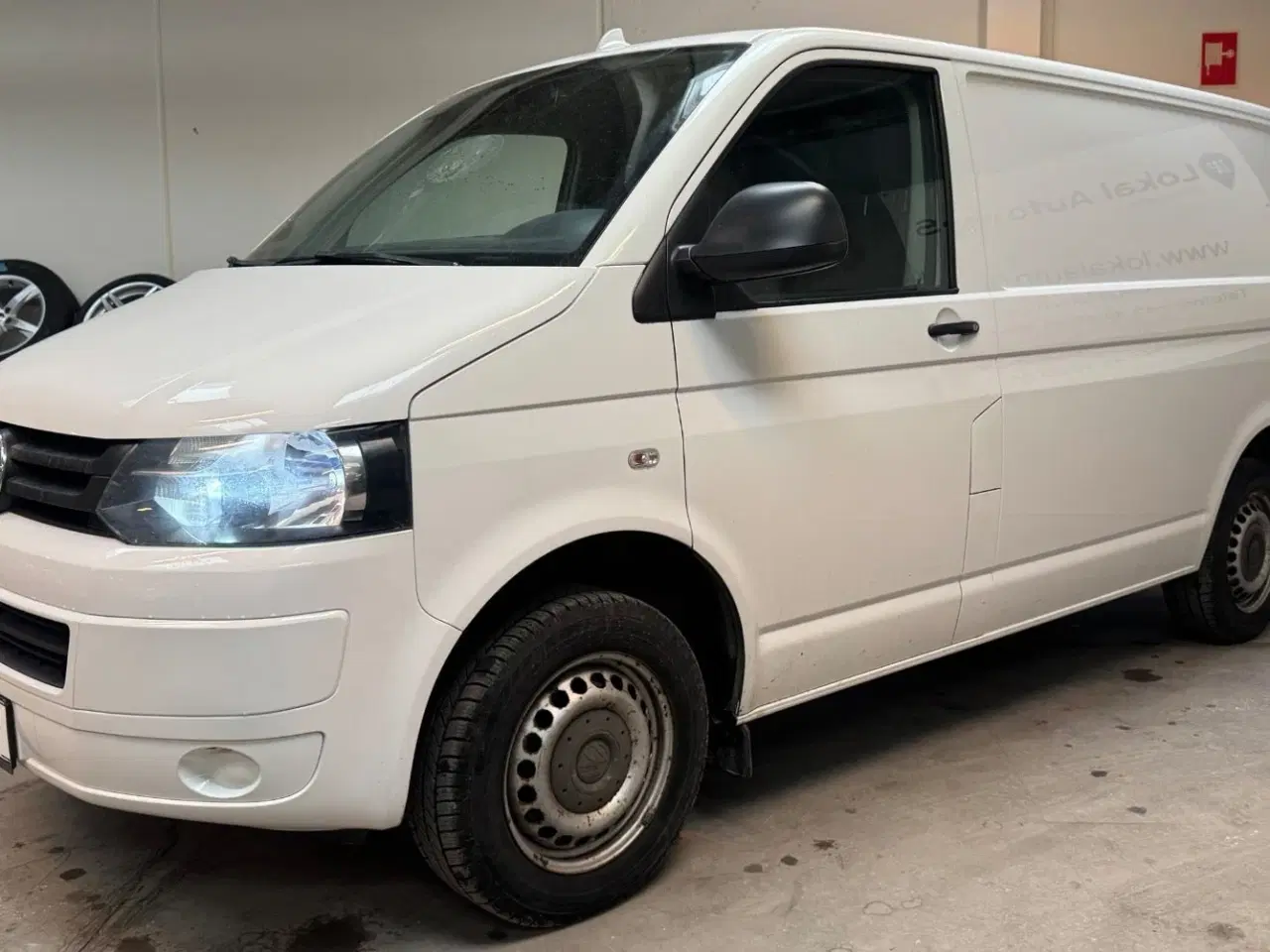 Billede 2 - VW Transporter 2,0 TDi 140 Kassevogn DSG kort