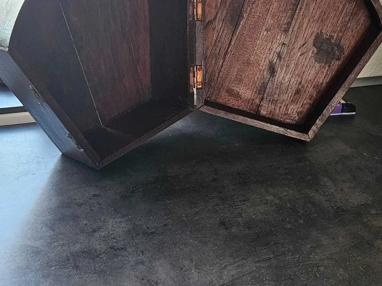 Billede 2 - Tobaksskab