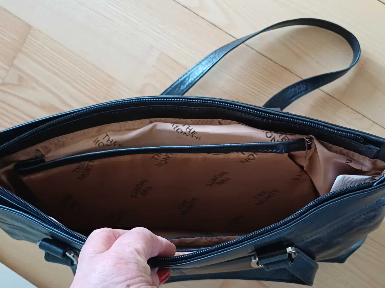 Billede 4 - Skulder taske fra The Monte