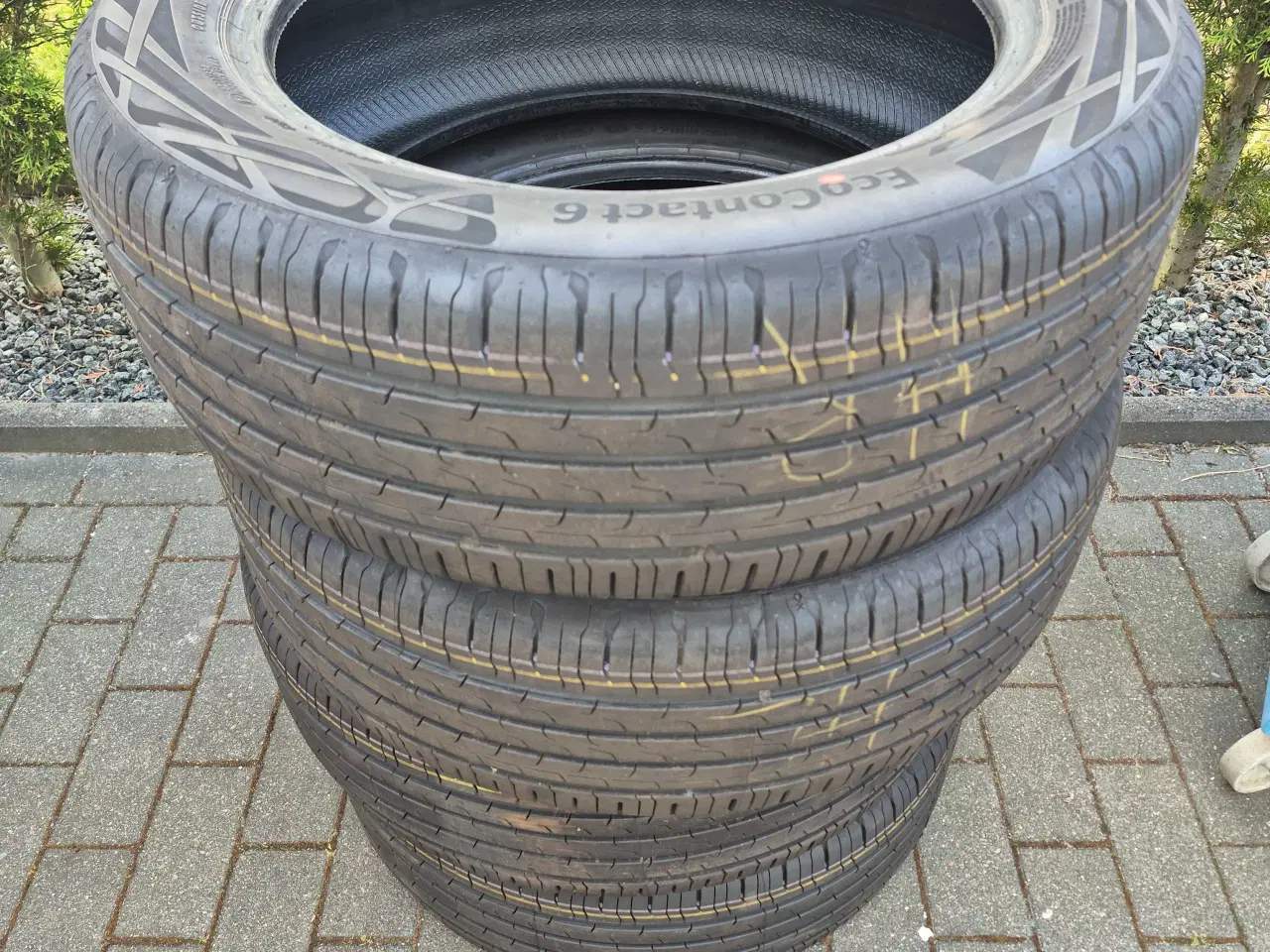 Billede 1 - Continental Ecocontact 6 sommerdæk 215 55 17  6-7 