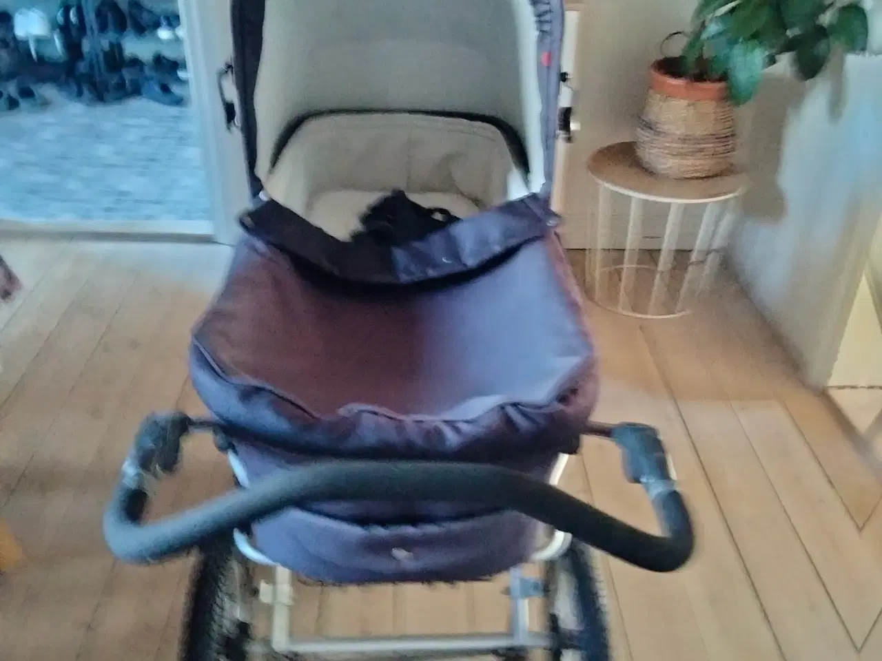 Billede 1 - Barnevogn